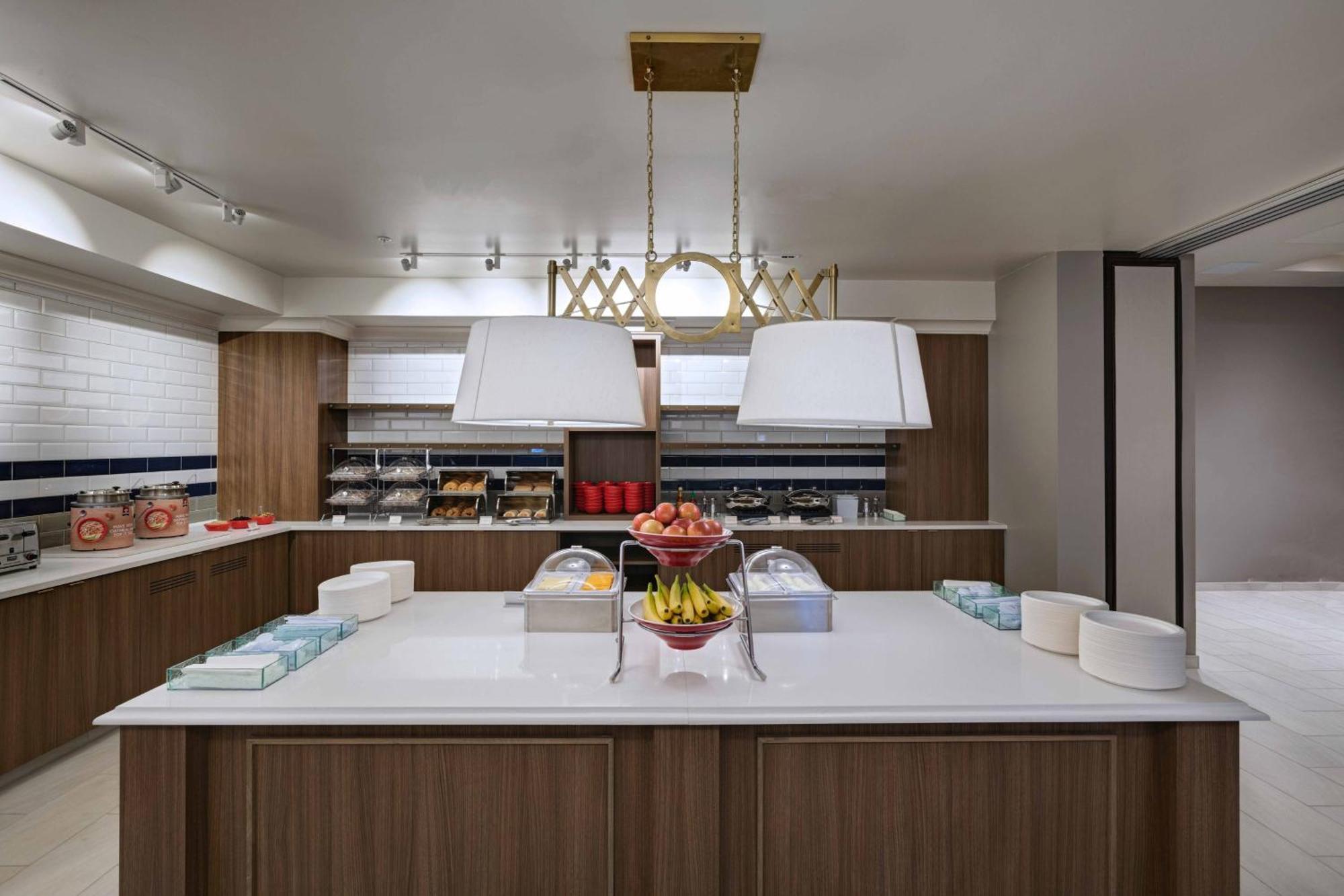 Towneplace Suites By Marriott San Diego Airport/Liberty Station Zewnętrze zdjęcie